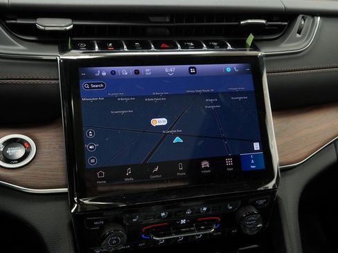 New 2025 Jeep Grand Cherokee Summit w/ Obsidian Package image 22