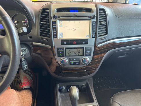 Used 2011 Hyundai Santa Fe Limited w/ Navigation Pkg 4 image 13