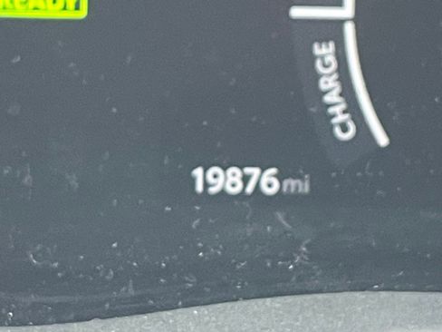 Used 2025 Toyota Camry LE image 39