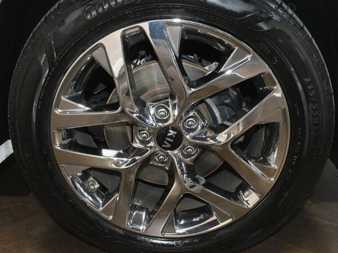 Used 2019 Kia Sorento SX image 66