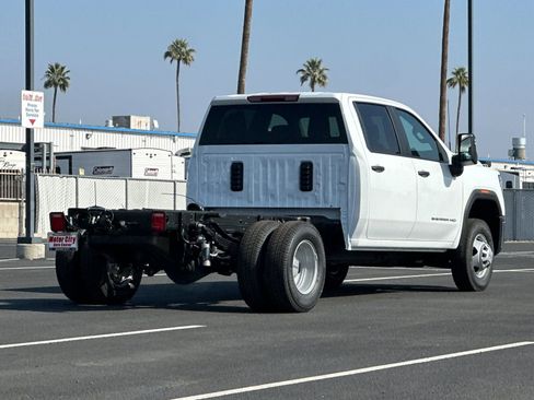 New 2026 GMC Sierra 3500 Pro w/ Convenience Package RWD image 4