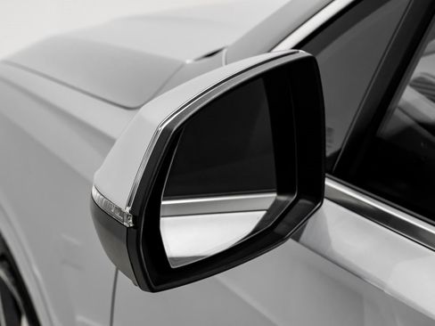 Used 2024 Audi SQ7 Prestige image 37