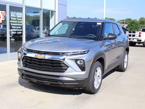New 2026 Chevrolet TrailBlazer LS w/ LS Convenience Package AWD/4WD image 6