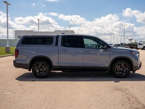 Certified 2023 Honda Ridgeline Black Edition image 8