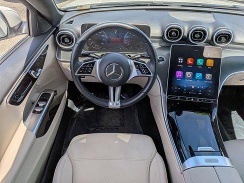 Used 2025 Mercedes-Benz C 300 Sedan image 17