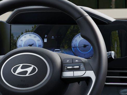 New 2026 Hyundai Elantra Limited image 15