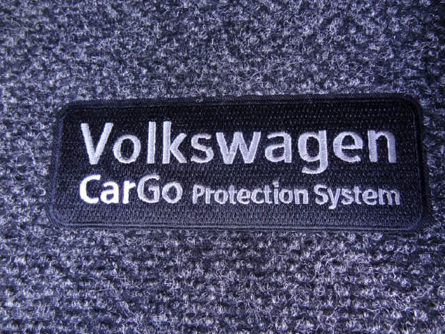 Used 2025 Volkswagen Golf R Black Edition AWD/4WD image 13