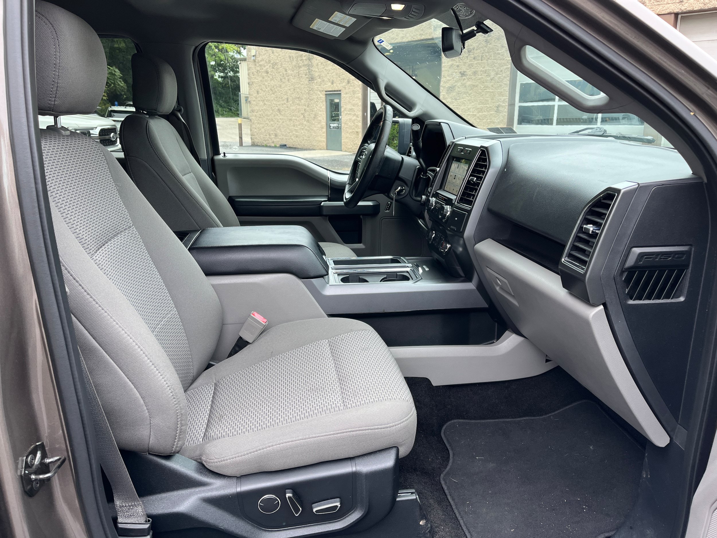 Certified 2018 Ford F150 XLT w/ Equipment Group 302A Luxury AWD/4WD image 6