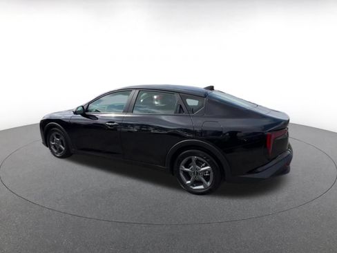 Used 2025 Kia K4 FWD image 10