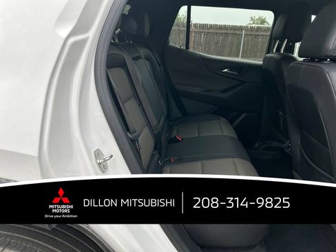 Used 2025 Chevrolet Equinox LT w/ Convenience Package II AWD/4WD image 11