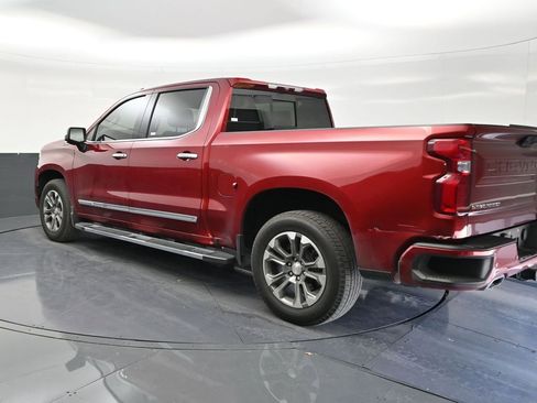 Used 2024 Chevrolet Silverado 1500 High Country RWD image 3