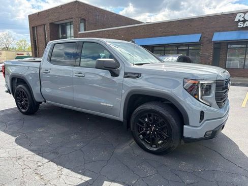 Used 2024 GMC Sierra 1500 Elevation AWD/4WD image 1