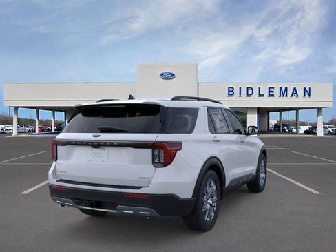 New 2026 Ford Explorer Active w/ Active Comfort Package image 8