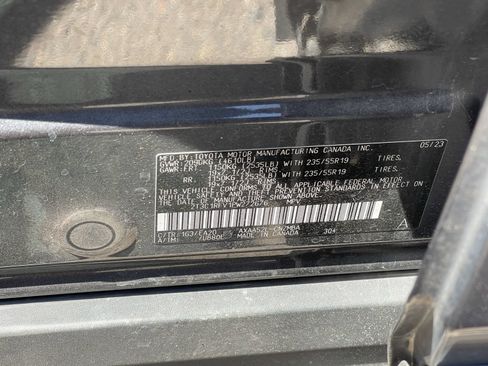 Used 2023 Toyota RAV4 XLE Premium FWD image 13