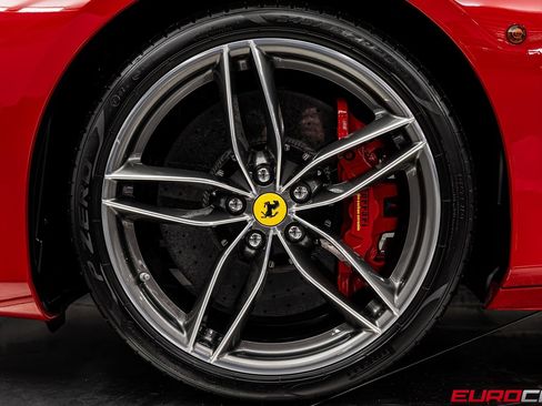 Used 2017 Ferrari 488 Spider *CARBON INTERIOR * IMMACULATE image 24