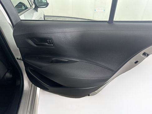 Used 2023 Toyota Corolla LE image 29