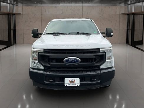 Used 2020 Ford F250 XL w/ Power Equipment Group image 9