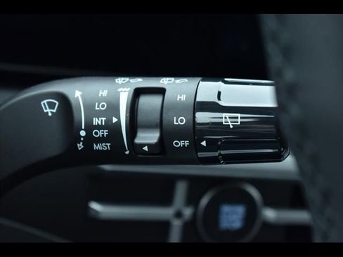 Certified 2025 Hyundai Santa Fe SE FWD image 25