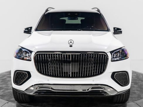 Used 2026 Mercedes-Benz Maybach GLS 600 4MATIC image 14