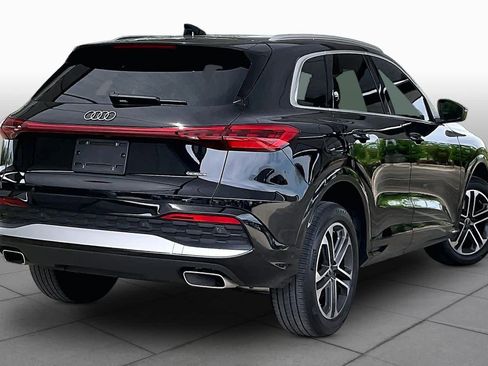 Used 2025 Audi Q5 Premium Plus w/ Premium Plus image 12