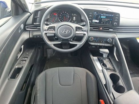 Used 2023 Hyundai Elantra SEL FWD image 12
