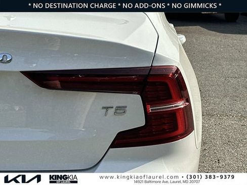 Used 2021 Volvo S60 T5 Momentum FWD image 29