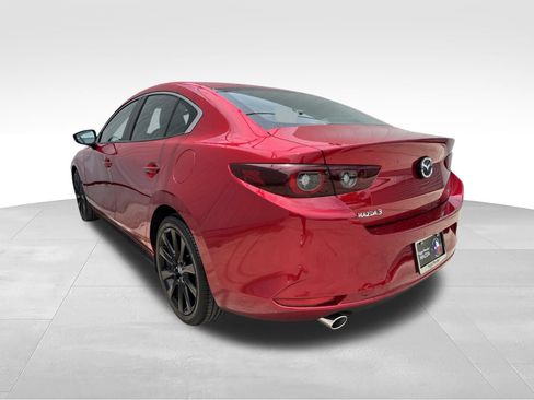 Used 2024 MAZDA MAZDA3 s FWD image 5