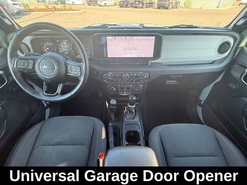 Used 2024 Jeep Wrangler Sport S image 12
