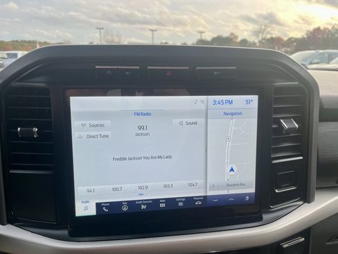 Used 2021 Ford F150 XLT w/ Equipment Group 302A High image 15