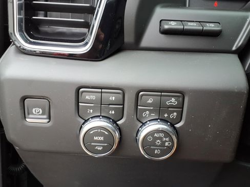 New 2026 GMC Sierra 1500 Denali Ultimate AWD/4WD image 16