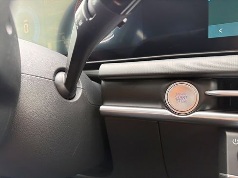 New 2026 Hyundai Tucson SE image 35