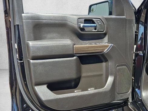 Used 2022 Chevrolet Silverado 1500 LT Trail Boss w/ Bed Protection Package AWD/4WD image 11