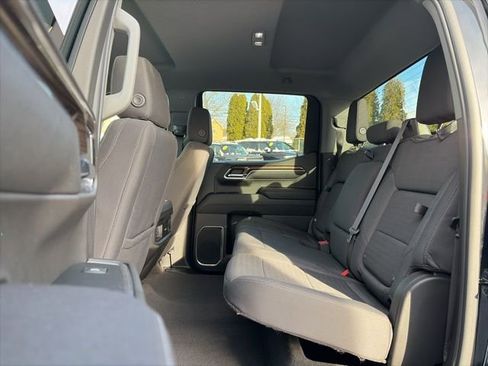 Used 2023 Chevrolet Silverado 1500 RST image 15