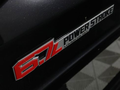 Used 2025 Ford F250 Platinum w/ Platinum Plus Package AWD/4WD image 63