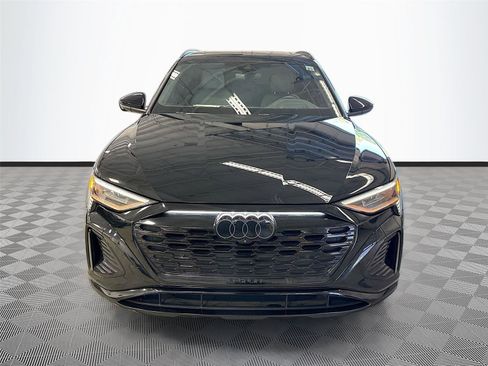 Used 2024 Audi Q8 e-tron Prestige w/ Prestige Package image 2