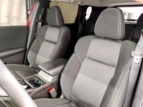 Used 2024 Mitsubishi Outlander ES image 25