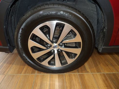 Used 2022 Subaru Outback Premium image 10