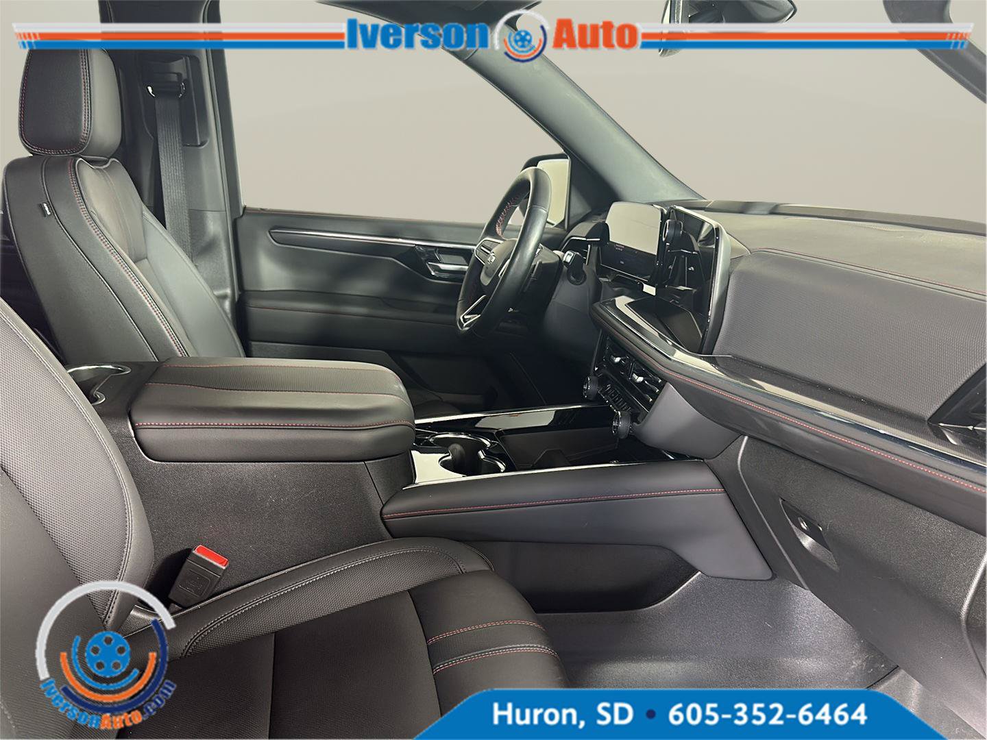 Used 2025 Chevrolet Tahoe RST w/ Comfort Package AWD/4WD image 27