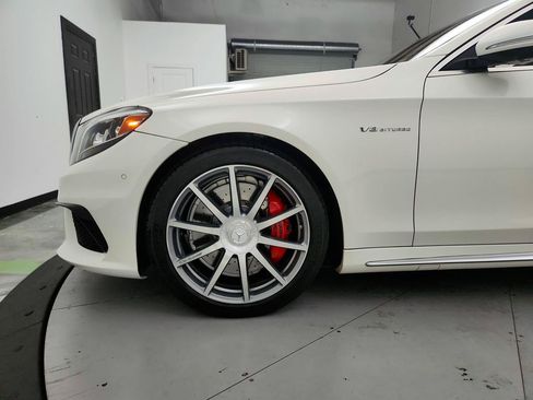 Used 2014 Mercedes-Benz S 63 AMG 4MATIC Sedan image 31