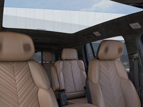 New 2025 Cadillac Escalade IQ Luxury 2 image 25