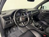 Certified 2024 Porsche Macan image 4
