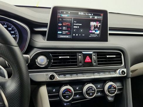 Used 2019 Genesis G70 2.0T Advanced w/ Prestige Package image 18