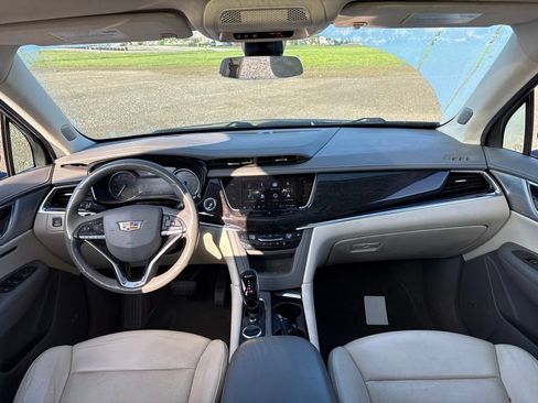 Used 2021 Cadillac XT6 Premium Luxury AWD/4WD image 19