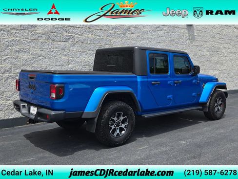 Used 2021 Jeep Gladiator Sport AWD/4WD image 5