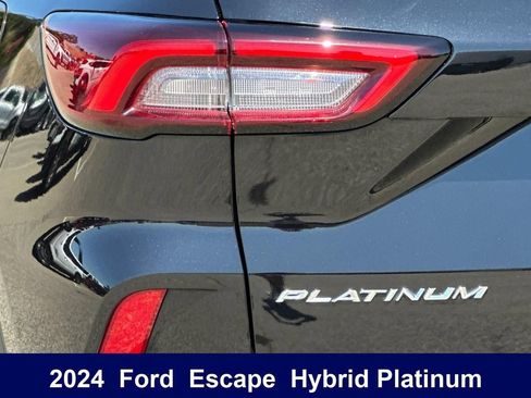 Used 2024 Ford Escape Platinum w/ Premium Technology Package AWD/4WD image 40