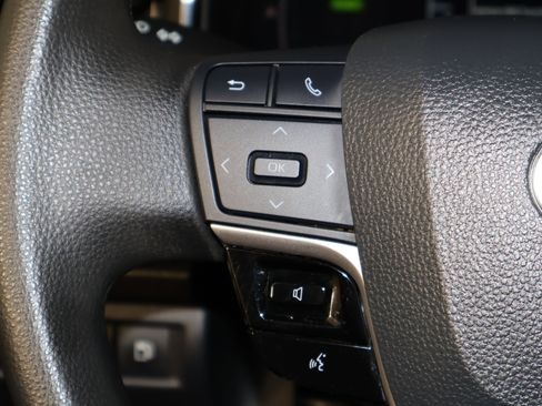 Used 2025 Toyota Camry LE image 21