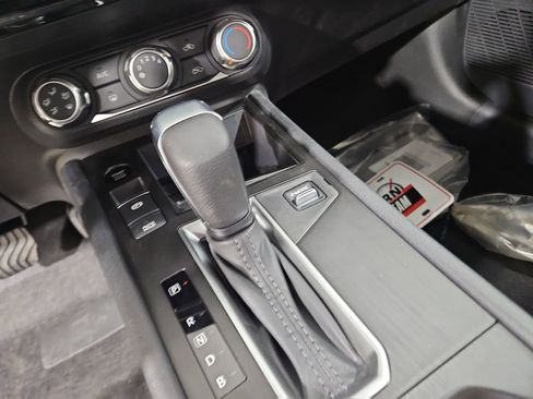 New 2026 Nissan Kicks S FWD image 19