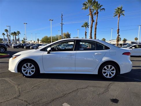 Certified 2024 Toyota Corolla LE image 6