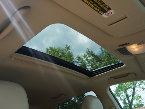 Used 2010 Lexus RX 350 2WD image 19