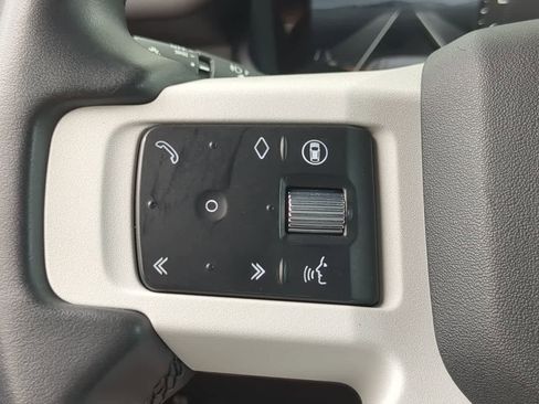 Certified 2025 Land Rover Defender 110 S image 25